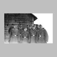 022-0342 in der vormilitaerischen Ausbildung 1914-1918 am Gemeindehaus..jpg